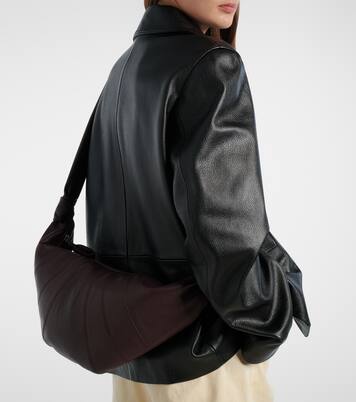 Croissant Medium leather shoulder bag | Lemaire