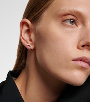 Boucles d’oreilles Aria Dagger Huggie en or 18 ct et diamants | Melissa Kaye