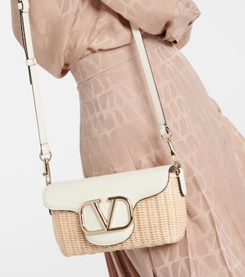 Bolso Locò Small con ribete de piel | Valentino Garavani