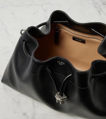 Cinch M leather bucket bag | Jimmy Choo