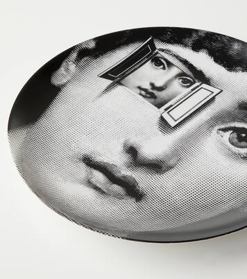 Tema e Variazioni n.116 wall plate | Fornasetti