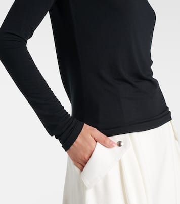Chic Comfort off-shoulder top | Dorothee Schumacher
