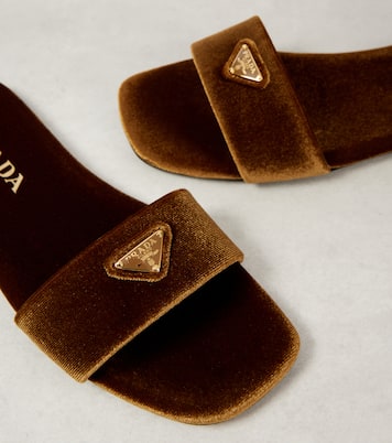 Pantoletten aus Samt | Prada