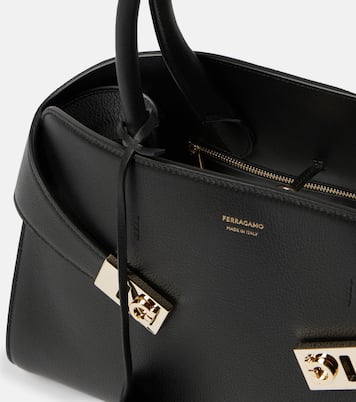 Sac Hug Medium en cuir | Ferragamo