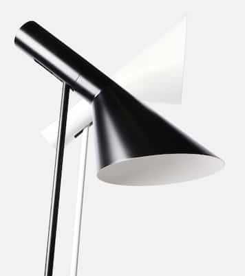 AJ floor lamp by Arne Jacobsen (EU plug) | Louis Poulsen