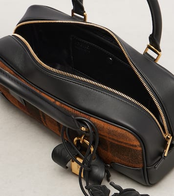 Tote Bag Amazona 23 aus Veloursleder | Loewe