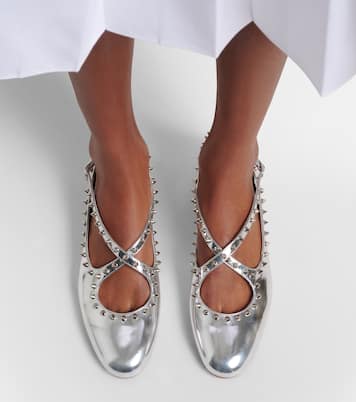 Pilouta Jane Spikes leather ballet flats | Christian Louboutin