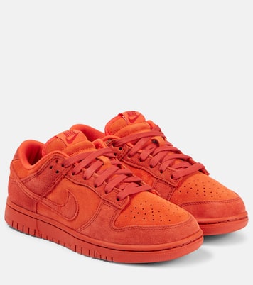 Sneakers Dunk Low SE aus Veloursleder | Nike