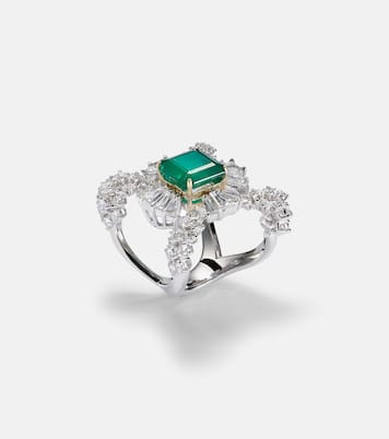 Reign Supreme 18kt white gold ring with emerald and diamonds | Yeprem