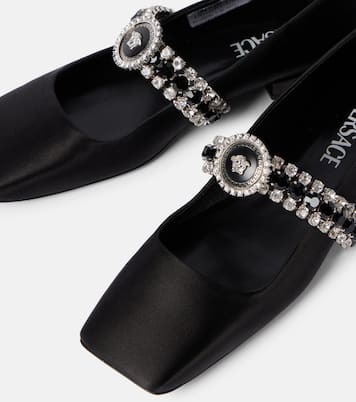 Ballerinas Medusa '95 aus Satin mit Kristallen | Versace