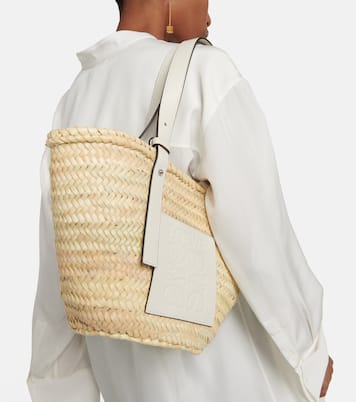 Shopper Medium in foglie di palma e pelle | Loewe