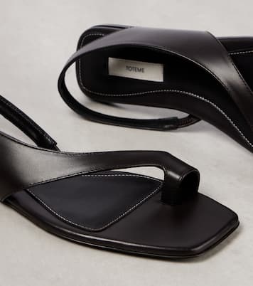 Sandalen aus Leder | Toteme