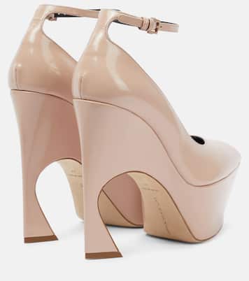 Salones con plataforma de piel | Victoria Beckham