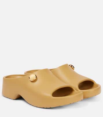 Anagram platform slides | Loewe