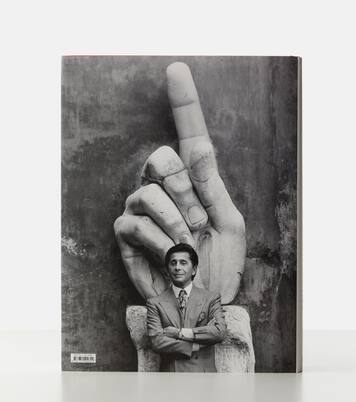 Valentino. A Grand Italian Epic book | Taschen