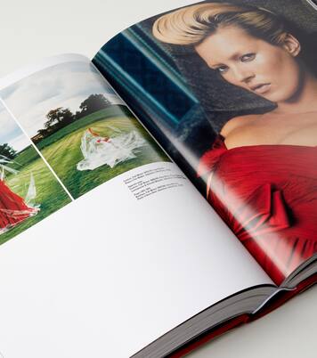 Valentino. A Grand Italian Epic book | Taschen