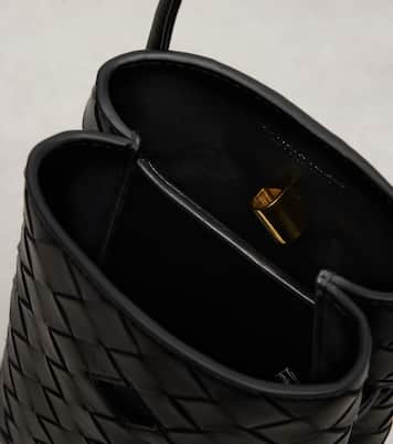 Jodie Intrecciato Mini leather shoulder bag | Bottega Veneta