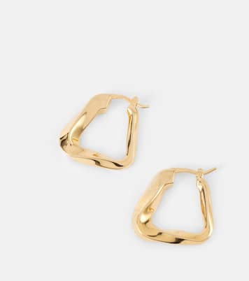 Orecchini a cerchio Twist Triangle in argento bagnati in oro 18kt | Bottega Veneta