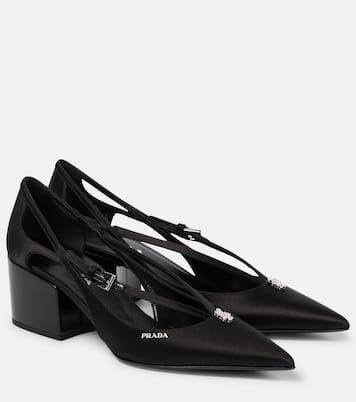 Salones de satén con aberturas adornados | Prada