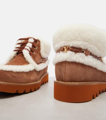 Palm Avenue suede desert boots | Valentino Garavani