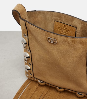 Nellcôte VLogo studded suede shoulder bag | Valentino Garavani