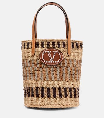 VLogo Signature Small raffia bucket bag | Valentino Garavani