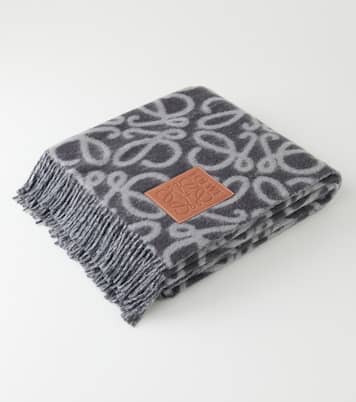 Anagram blanket | Loewe