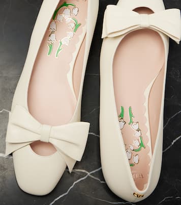 Ballerine in pelle con fiocco | Valentino Garavani