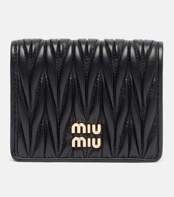 Logo matelassé leather wallet | Miu Miu
