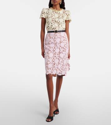 توب من الدانتيل مع تزيين | Self-Portrait