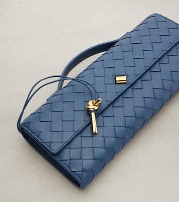 Andiamo Intrecciato leather clutch | Bottega Veneta