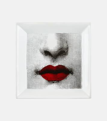Tema e Variazioni n.397 square porcelain plate | Fornasetti
