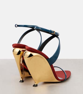 Sandalias con cuña Tallulah 110 de charol | Saint Laurent