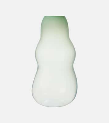 Vase Spin | Alexa Lixfeld