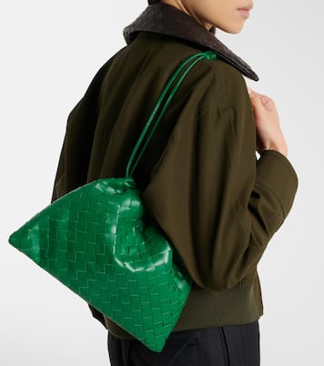 Clutch Intrecciato Small aus Leder | Bottega Veneta