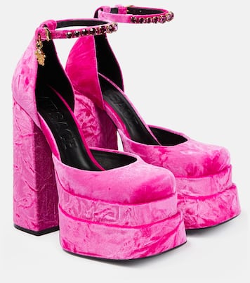 Escarpins Medusa Aevitas à plateau en velours | Versace