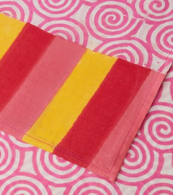 Camelia Magenta muslin beach towel | Lisa Corti