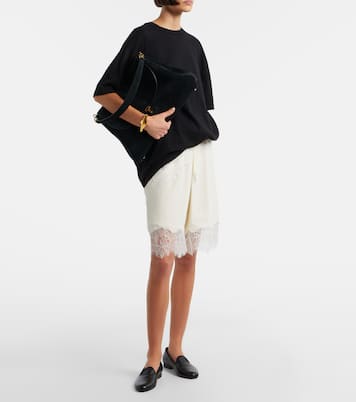 Bermuda-Shorts Verano aus Seidensatin mit Spitze | Staud