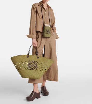 Paula's Ibiza Anagram Large basket bag | Loewe