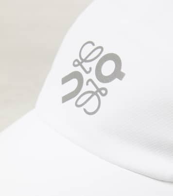 X On Baseballcap | Loewe