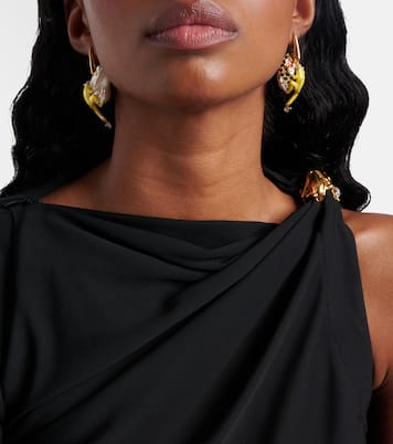 Orecchini Rana in argento sterling bagnato in oro 18kt con perle | Bottega Veneta
