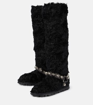 Stivali in shearling sintetico con borchie | Miu Miu