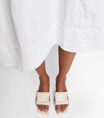 Buckle leather sandals | Roger Vivier
