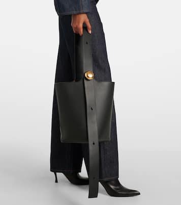 Pebble Medium leather bucket bag | Loewe