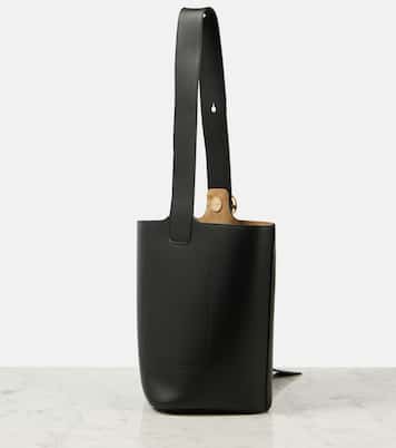 Pebble Medium leather bucket bag | Loewe