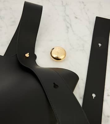 Pebble Medium leather bucket bag | Loewe