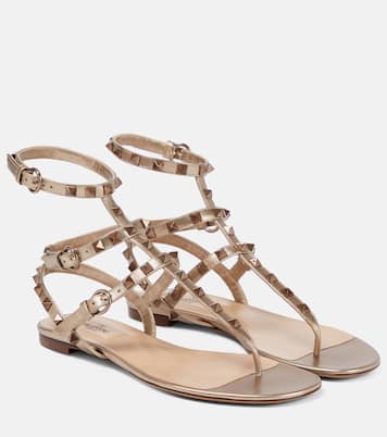 Sandalen Rockstud aus Metallic-Leder | Valentino Garavani