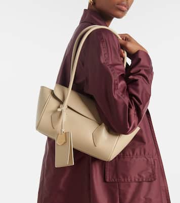 Borsa a spalla East West in pelle | Ferragamo