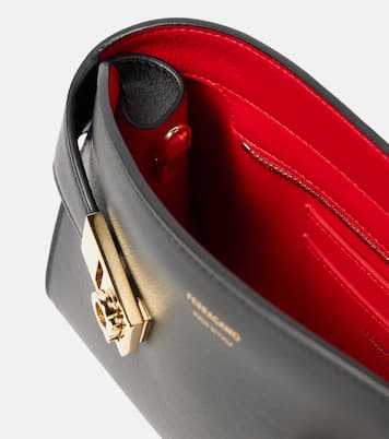 Pochette Hug en cuir | Ferragamo