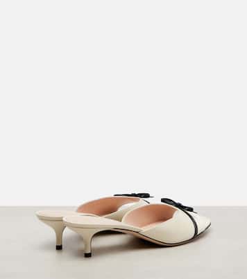 Mules Bepointy 45 en cuir verni | Valentino Garavani